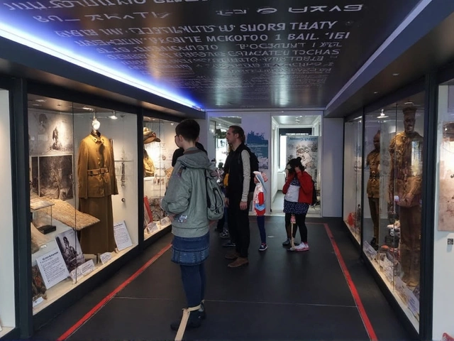Çanakkale Savaşları Mobil Müzesi Üsküp'te Ziyaretçilere Kapılarını Açtı
